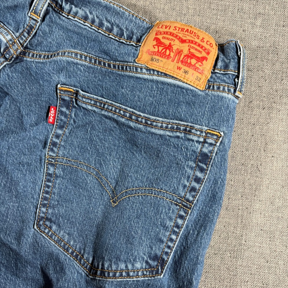 Levi 505 Regular Fit Jeans Mens 36x32‎ Blue Medium Wash Straight Leg Stretch